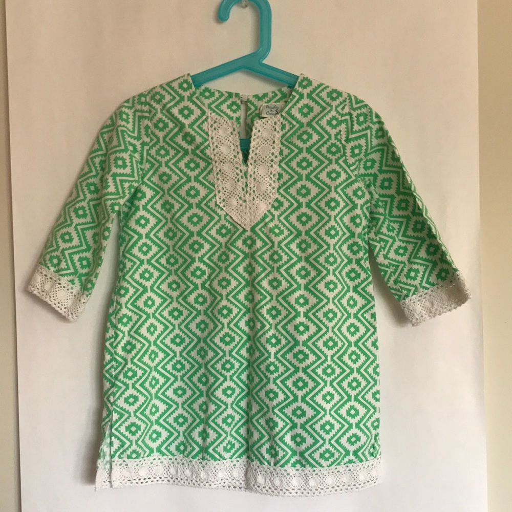Peaches and Cream Lace trim border girl top.